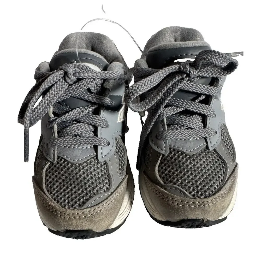 New Balance 2002R Gray Sneakers Shoes US 5 Suede Mesh Running Lifestyle
